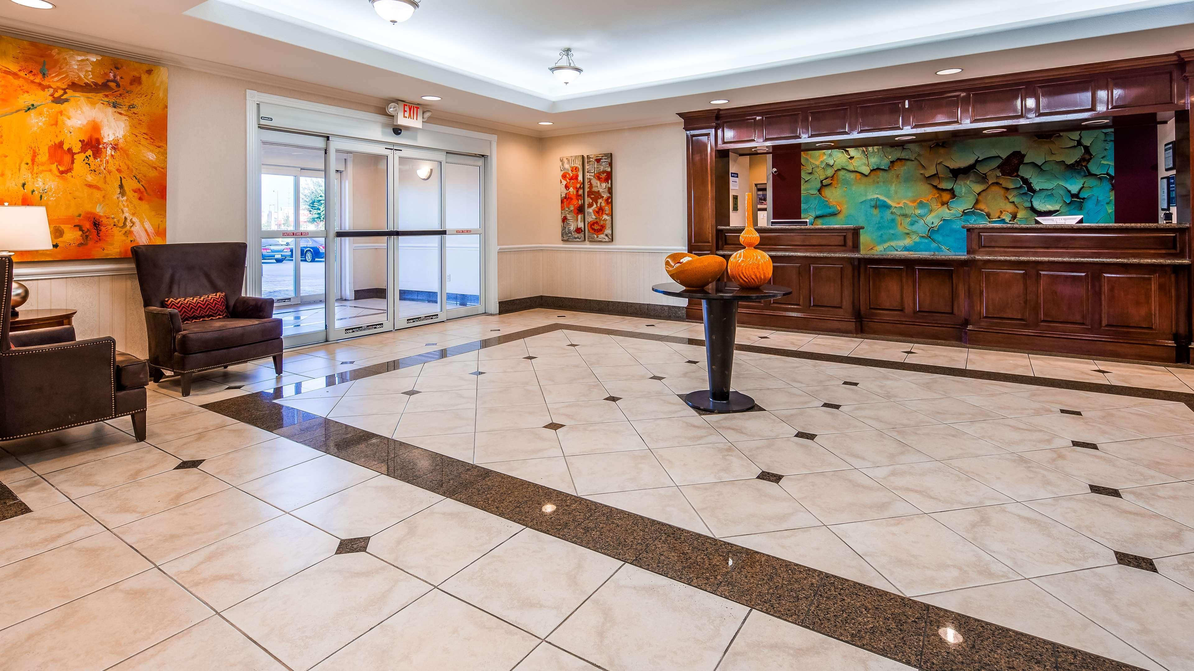 Best Western Plus Waxahachie Inn & Suites Exterior photo