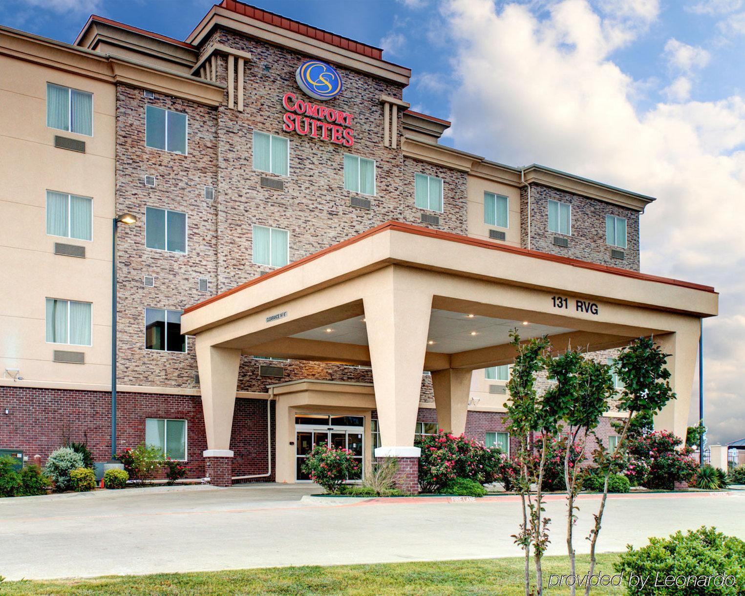 Best Western Plus Waxahachie Inn & Suites Exterior photo