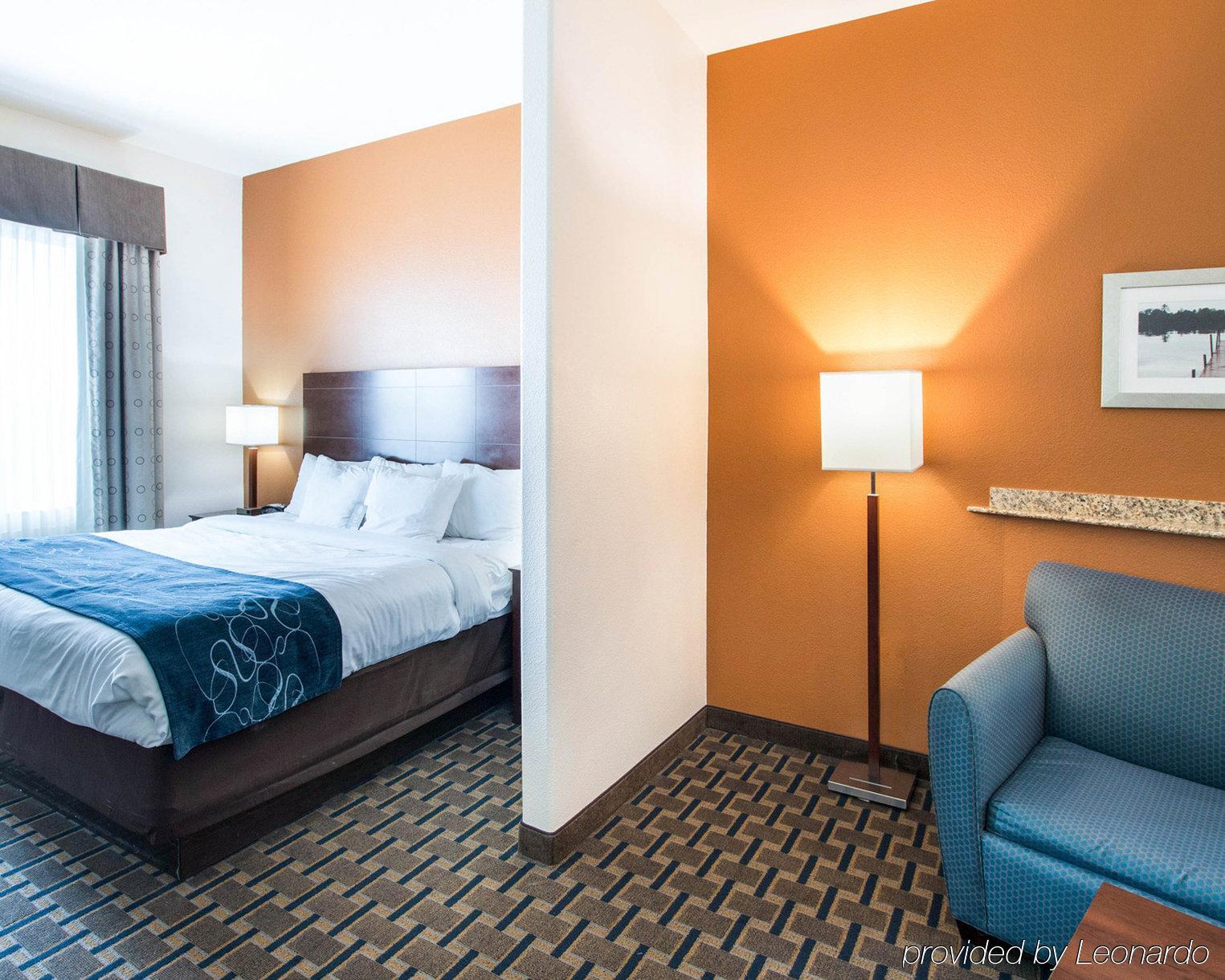 Best Western Plus Waxahachie Inn & Suites Exterior photo